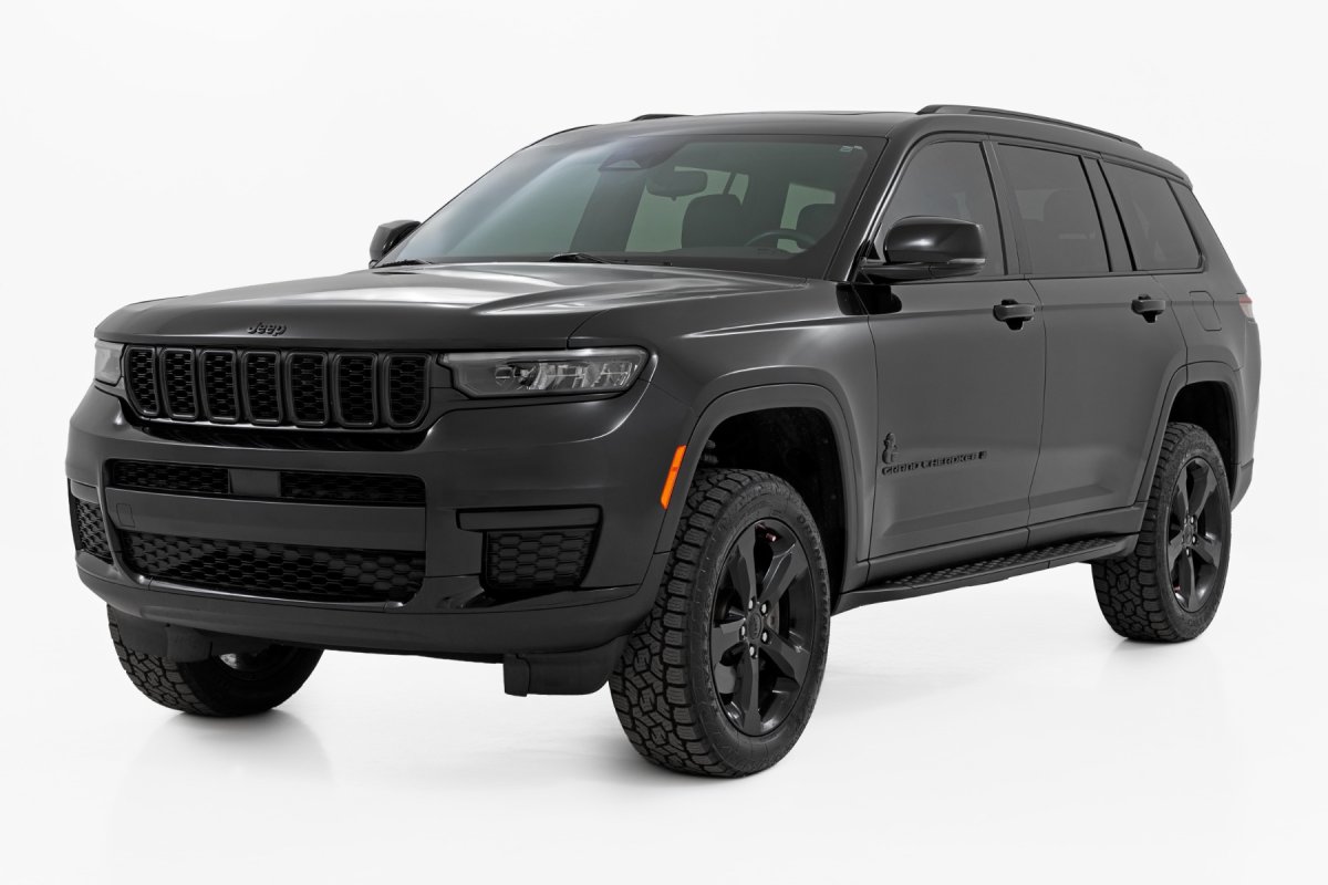 Jeep Grand Cherokee L Suspension Lift Kit - Rough Country - 2 Inch Lift Kit | W/O Air Suspension - '21-'26